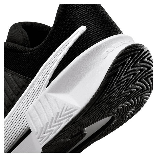 [나이키 여성용 GP 챌린지 프로 테니스화] NIKE Women`s GP Challenge Pro Tennis Shoes - Black and White