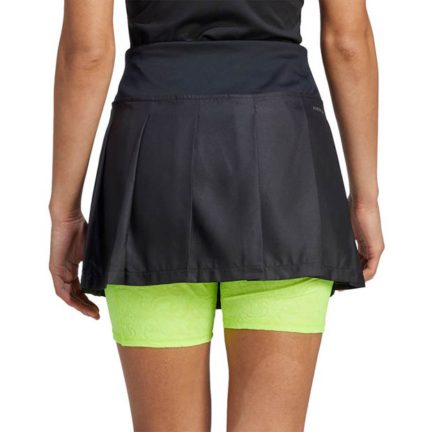 [아디다스 여성용 뉴욕 플리트 프로 테니스 스커트] Adidas Women&#039;s New York Pleat Pro Tennis Skirt - Black and Lucid Lemon